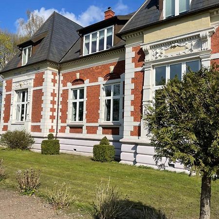Dobbeltvaerelse I Smuk Palaevilla Stenstrup Kültér fotó