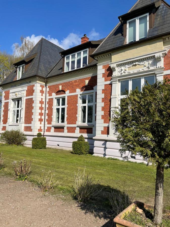 Dobbeltvaerelse I Smuk Palaevilla Stenstrup Kültér fotó
